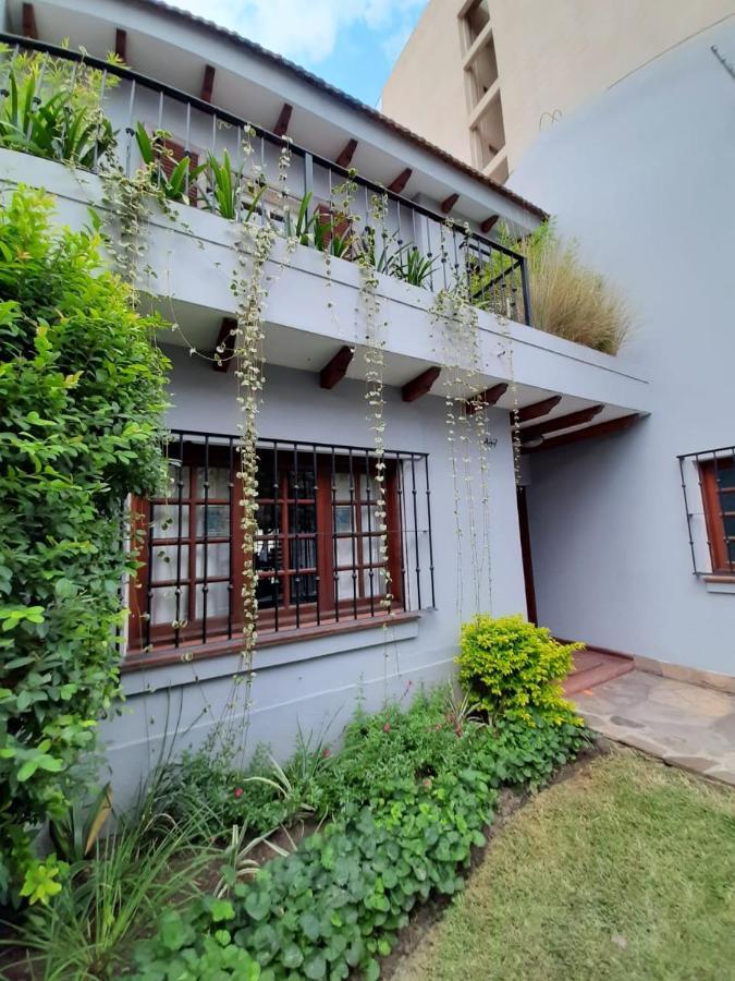 Dos Balcones Bed & Breakfast Salta Bagian luar foto